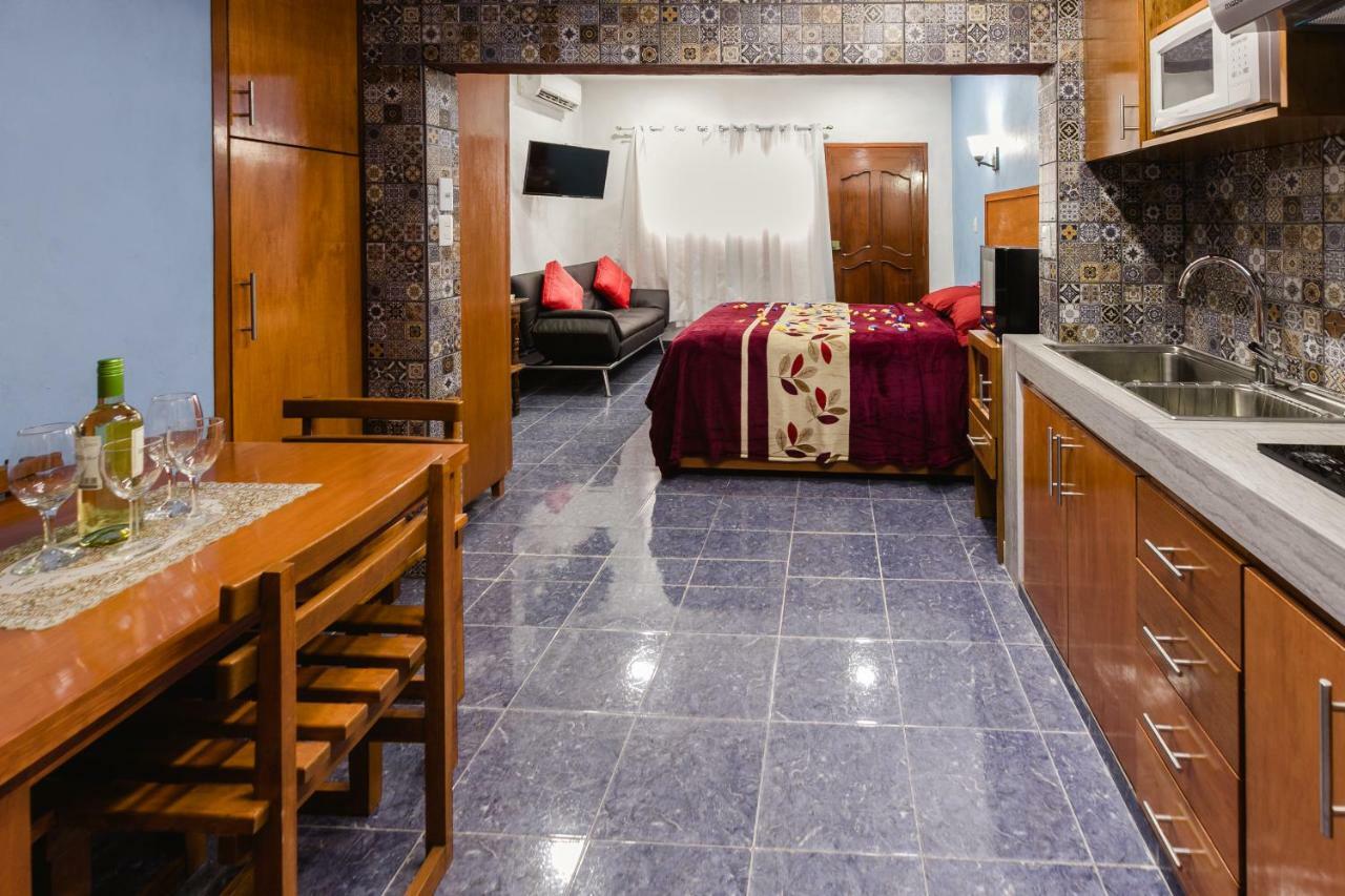 Suite Studio Serviced Apartments เมริดา ภายนอก รูปภาพ